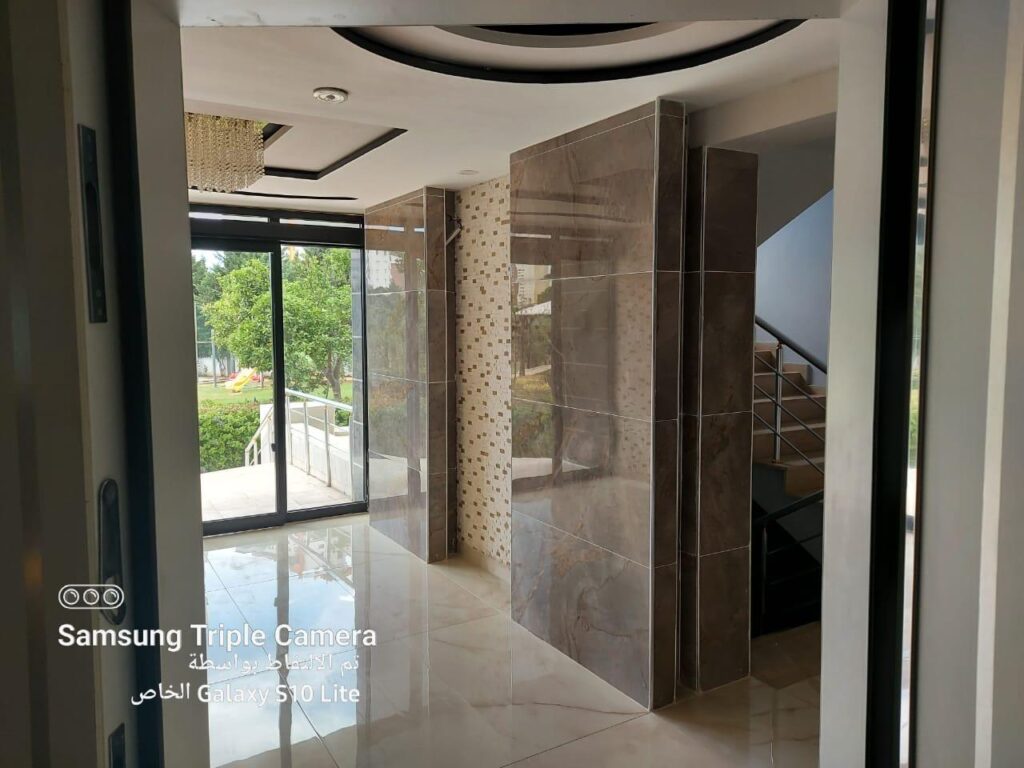 manhattan-plaza-entrance