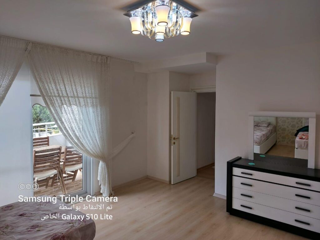 manhattan-living-bedroom