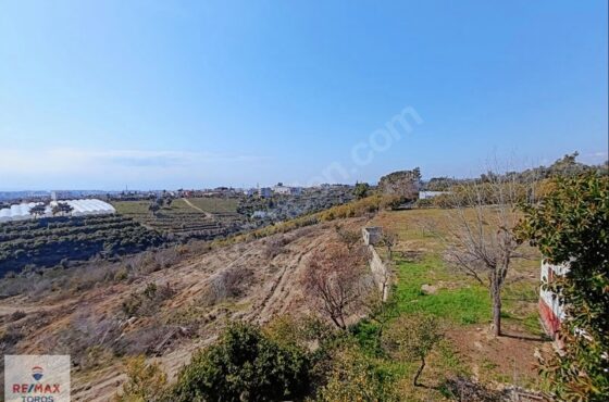 RE/MAX TOROS’TAN TECE ŞAHİN TEPESİ’NDE ŞEHİR VE DENİZ MANZARALI SATILIK TARLA