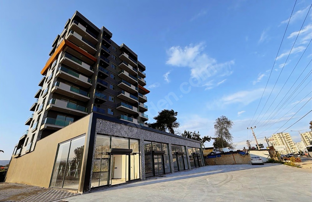 Mersin Mezitli GMK Üzeri Satılık 200 m² Köşe Dükkan | Yatırımlık