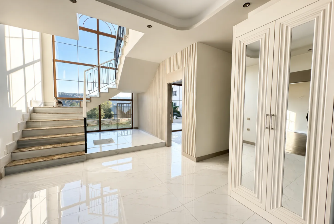Soğucak’de 4+1 Satılık Villa