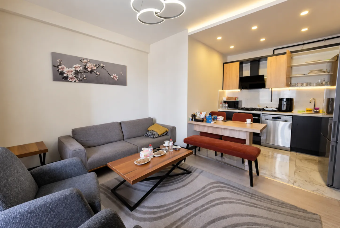 Deniz’de Havuzlu 2+1 Satılık Daire