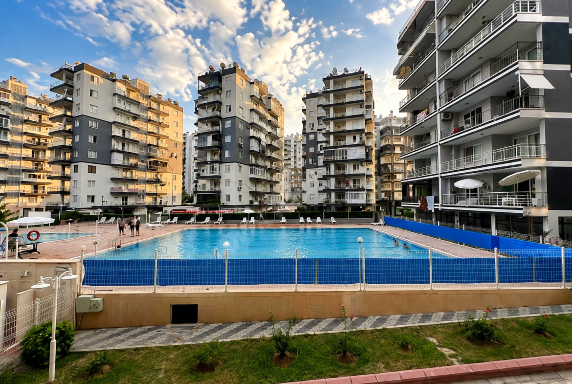 Mezitli Seymenli Nil Sahil Sitesi 2+1 Daire Satılık