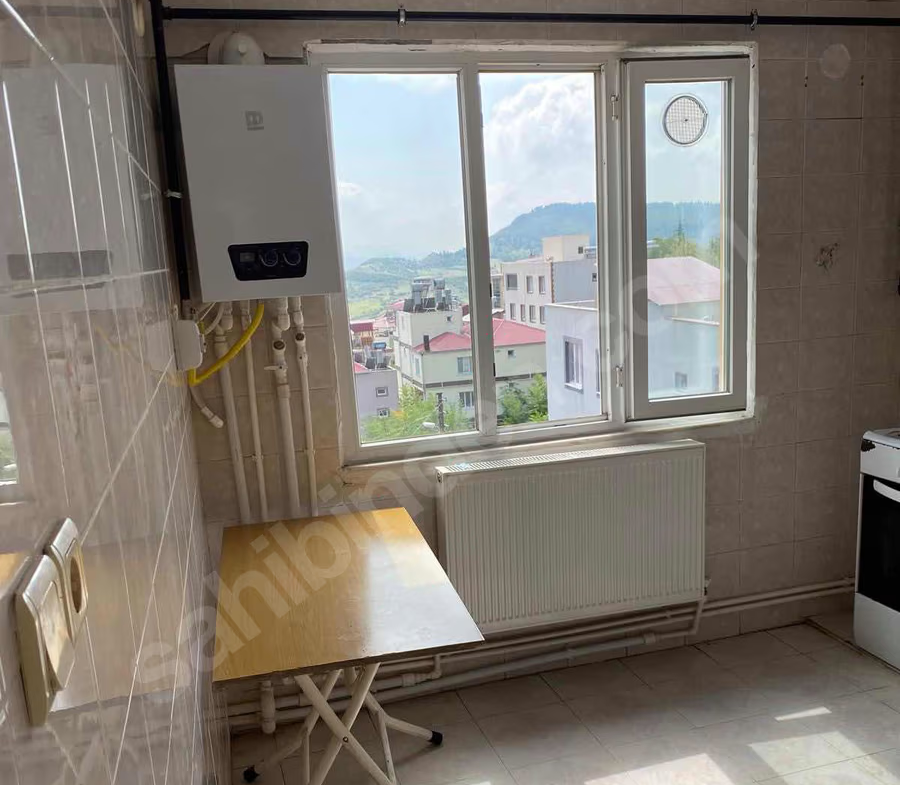 Kahramanmaraş Andırın Tufan Paşa Mahallesi 3+1 135 m² Doğalgaz Kombili Kiralık Daire