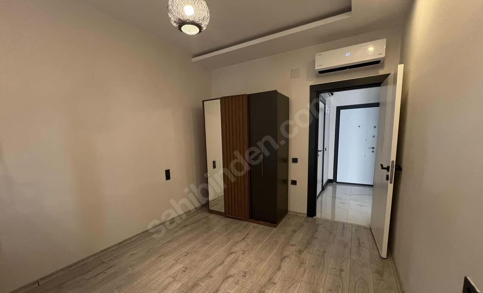 Mersin Erdemli Arpaçbahşiş Mahallesi 1+1 65 m² Klima Kiralık Daire 6 Mersin Erdemli Arpaçbahşiş Mahallesi 1+1 65 m² Klima Kiralık Daire