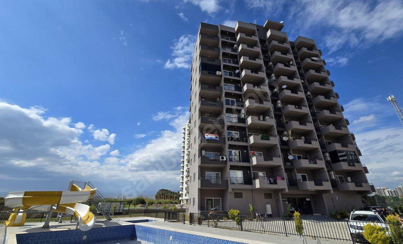 Mersin Erdemli Çeşmeli Mahallesi 1+1 74 m² Klima Satılık Daire