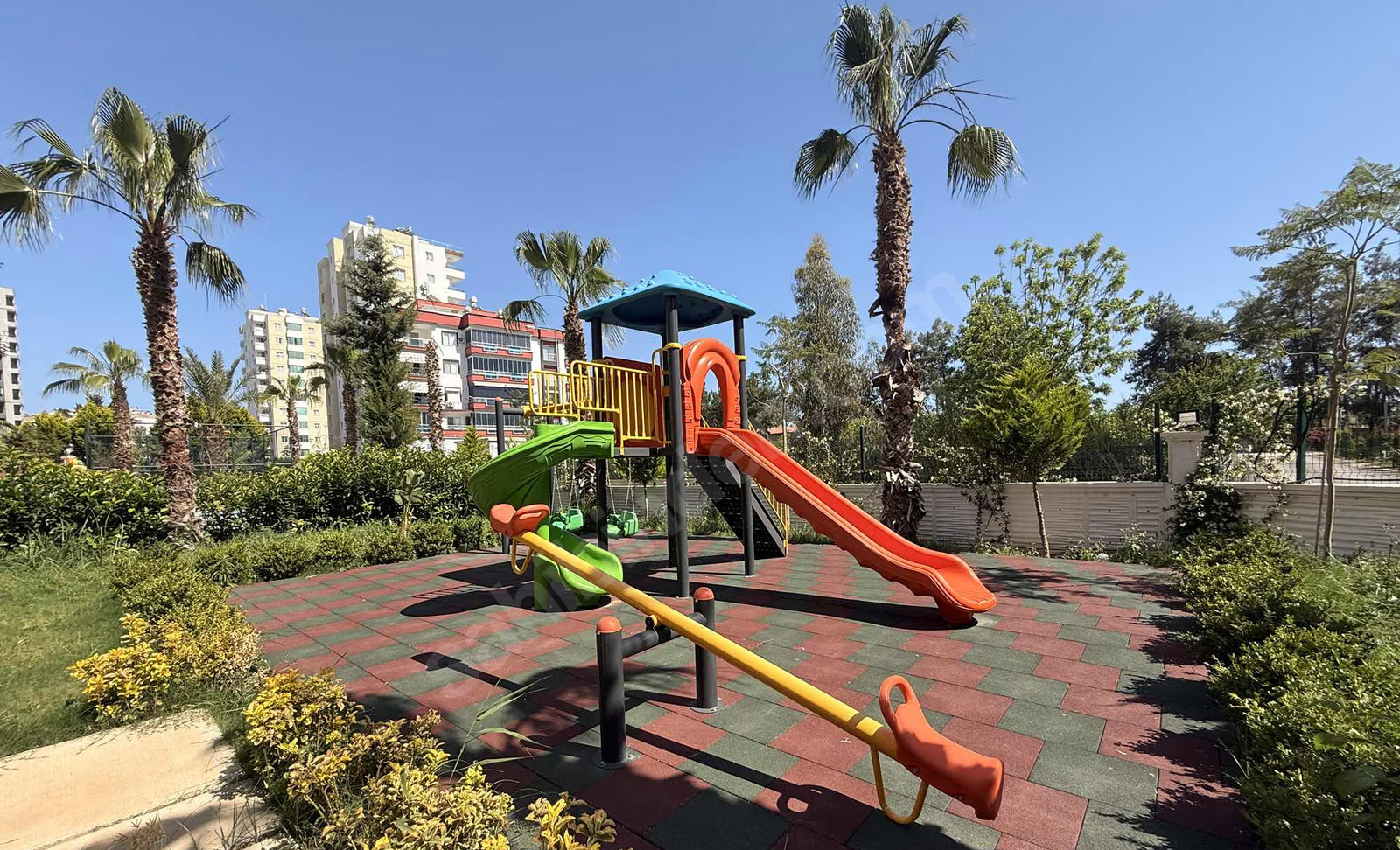 Mersin Erdemli Çeşmeli Mahallesi 1+1 80 m² Klima Satılık Daire 5 Mersin Erdemli Çeşmeli Mahallesi 1+1 80 m² Klima Satılık Daire