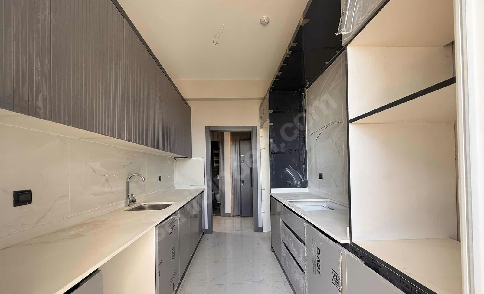 Mersin Erdemli Çeşmeli Mahallesi 1+1 80 m² Klima Satılık Daire 14 Mersin Erdemli Çeşmeli Mahallesi 1+1 80 m² Klima Satılık Daire