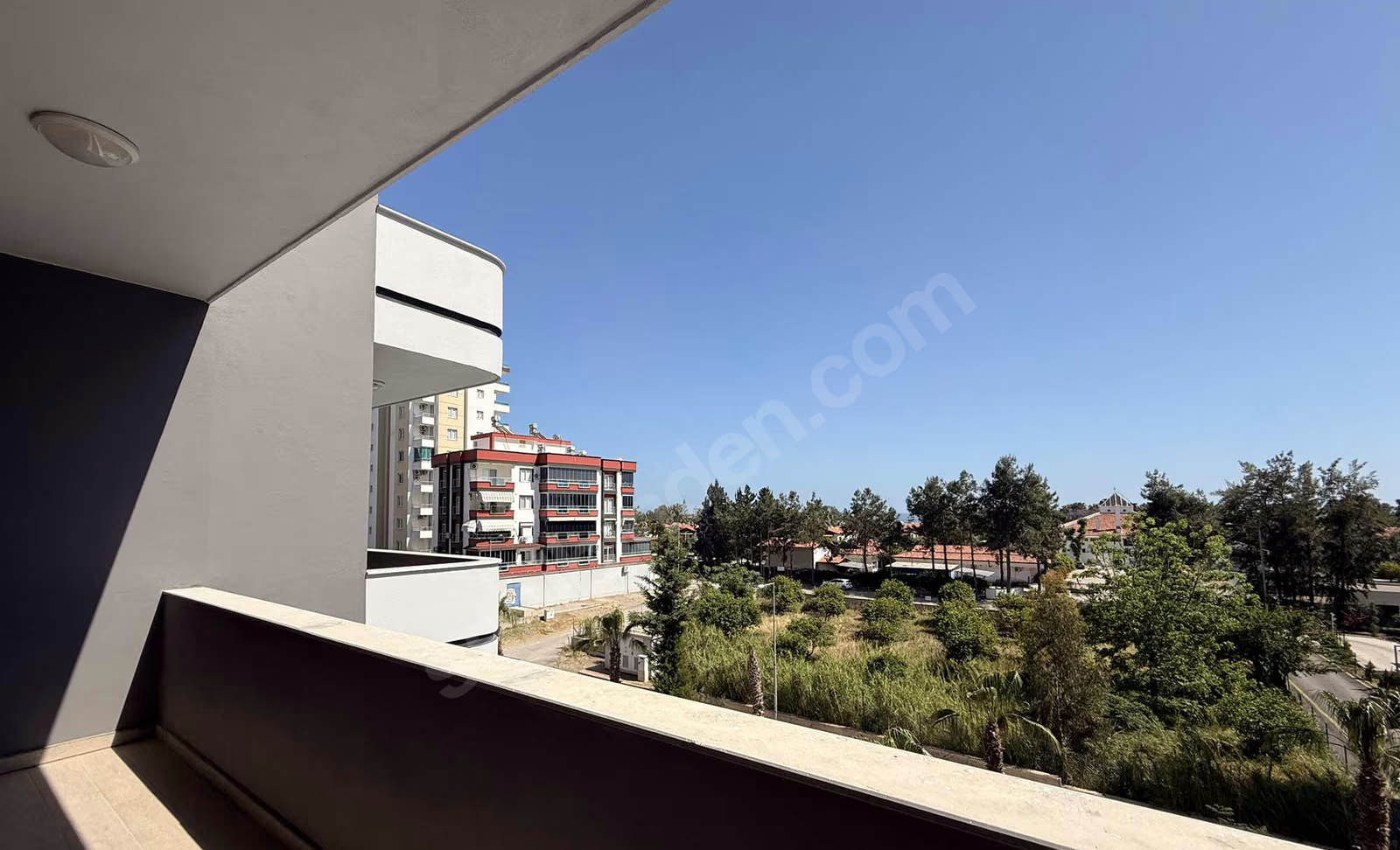Mersin Erdemli Çeşmeli Mahallesi 1+1 80 m² Klima Satılık Daire 18 Mersin Erdemli Çeşmeli Mahallesi 1+1 80 m² Klima Satılık Daire
