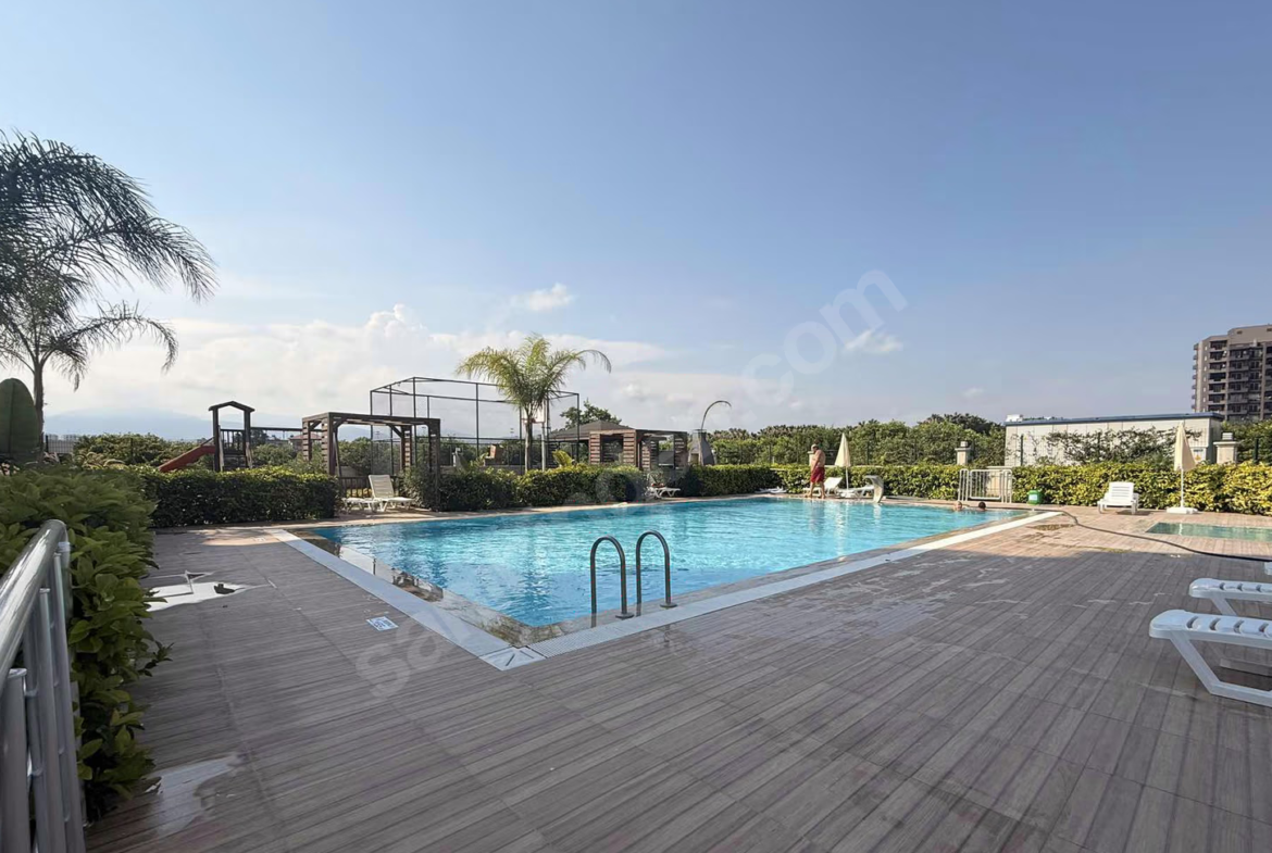Mersin Erdemli Çeşmeli Mahallesi 2+1 100 m² Klima Kiralık Daire