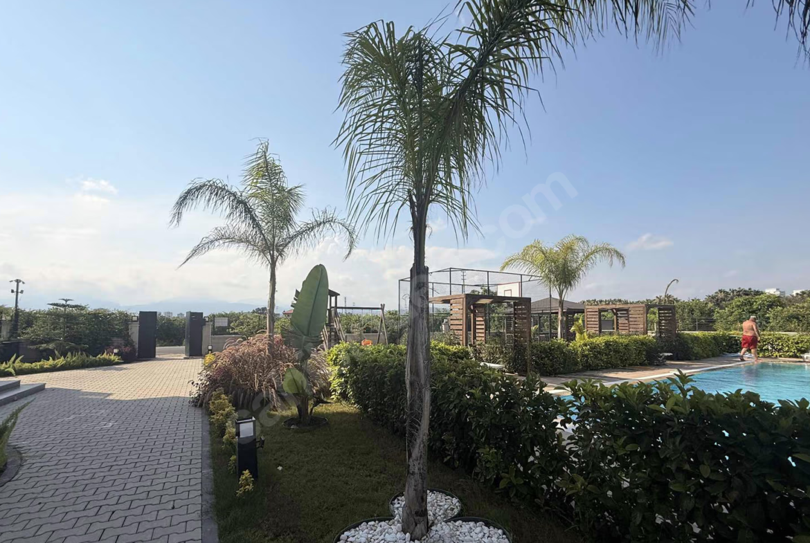 Mersin Erdemli Çeşmeli Mahallesi 2+1 100 m² Klima Kiralık Daire