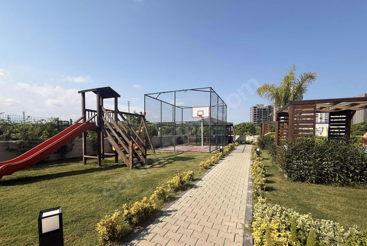 Mersin Erdemli Çeşmeli Mahallesi 2+1 100 m² Klima Kiralık Daire