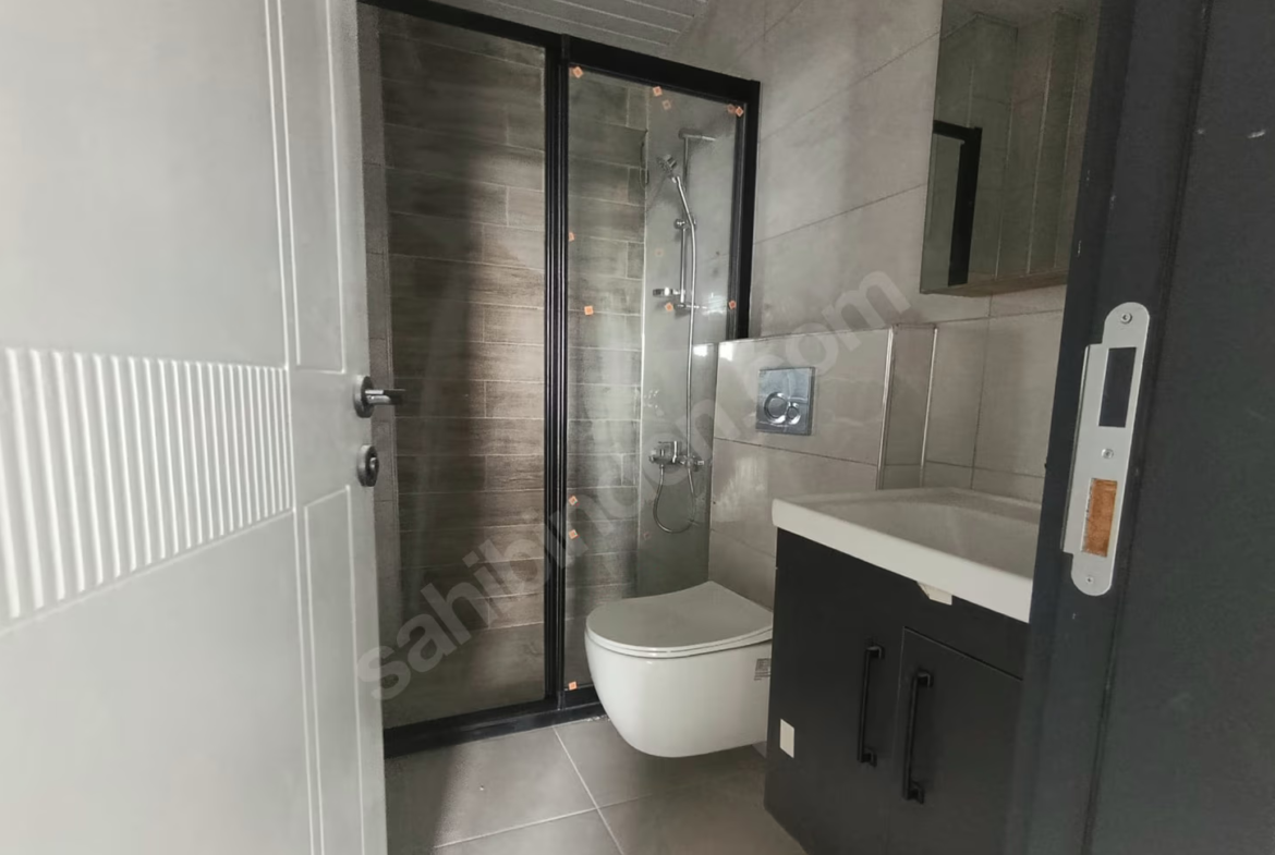 Mersin Erdemli Kargıpınarı Mahallesi 2+1 120 m² Doğalgaz Kombili Satılık Daire