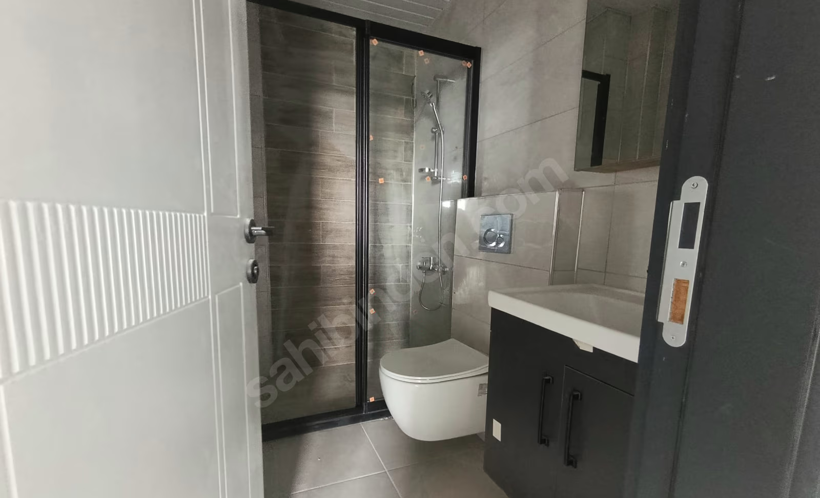 Mersin Erdemli Kargıpınarı Mahallesi 2+1 120 m² Doğalgaz Kombili Satılık Daire