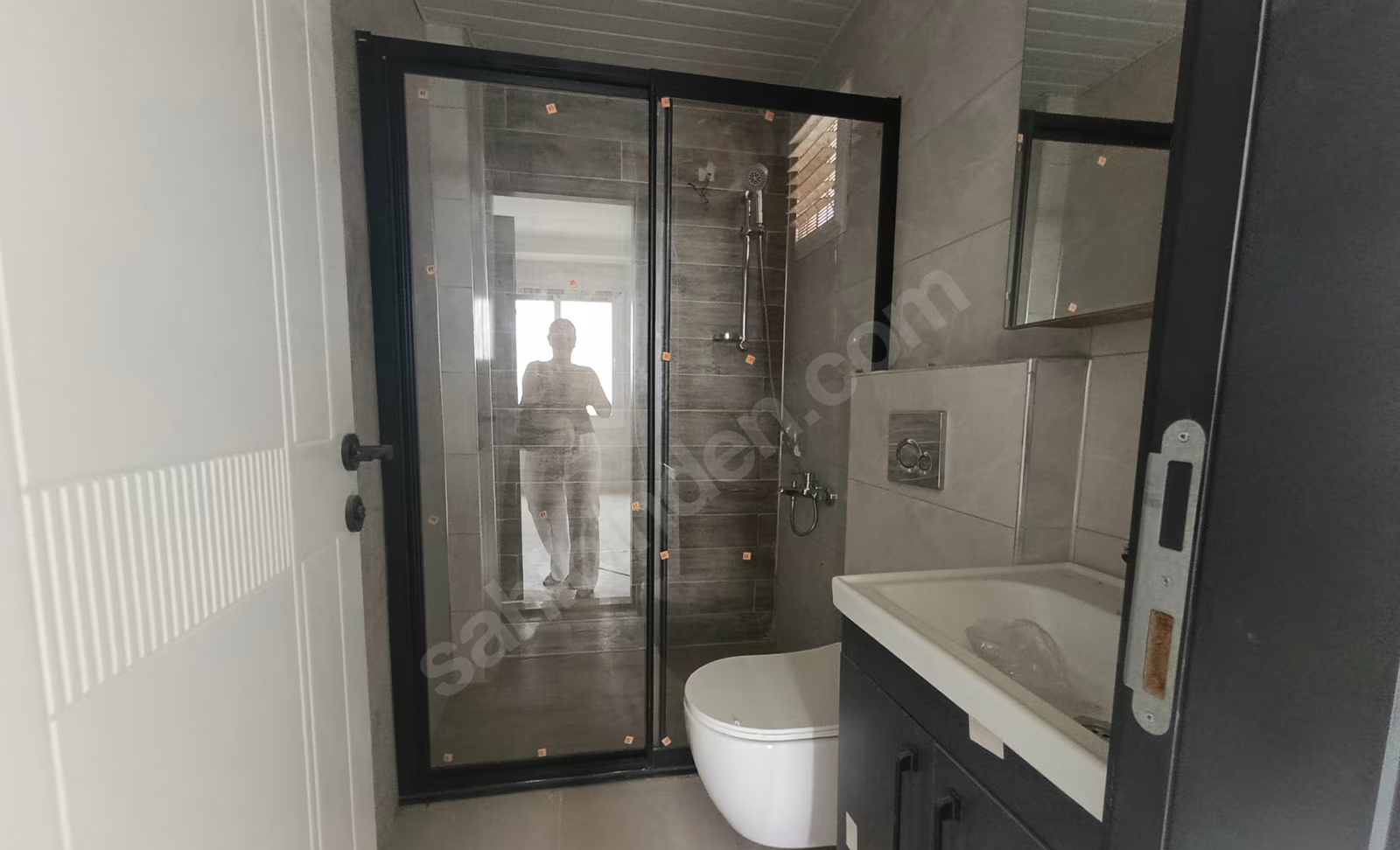 Mersin Erdemli Kargıpınarı Mahallesi 2+1 120 m² Doğalgaz Kombili Satılık Daire
