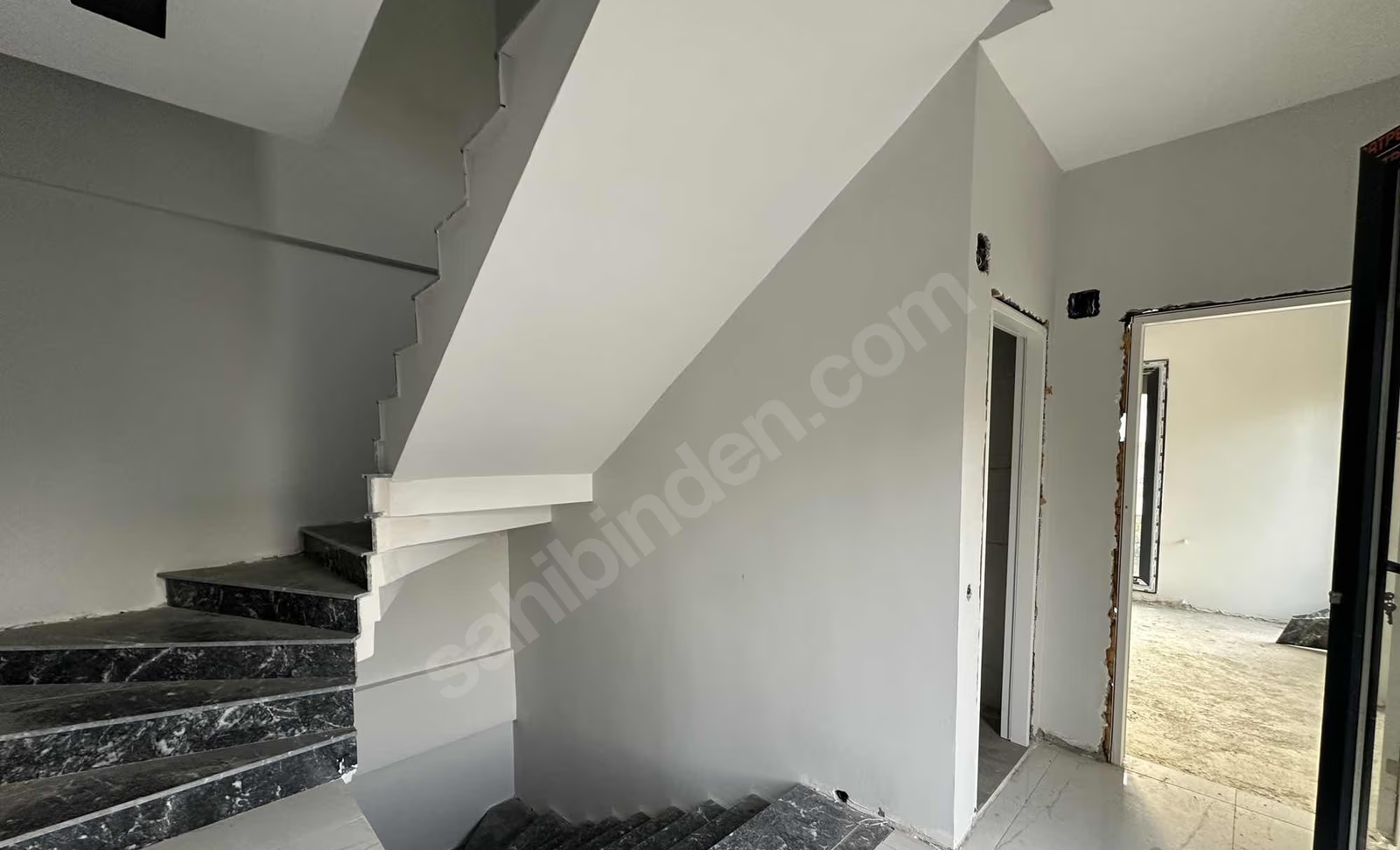 Mersin Erdemli Kargıpınarı Mahallesi 3+1 175 m² Klima Satılık Villa 10 Mersin Erdemli Kargıpınarı Mahallesi 3+1 175 m² Klima Satılık Villa