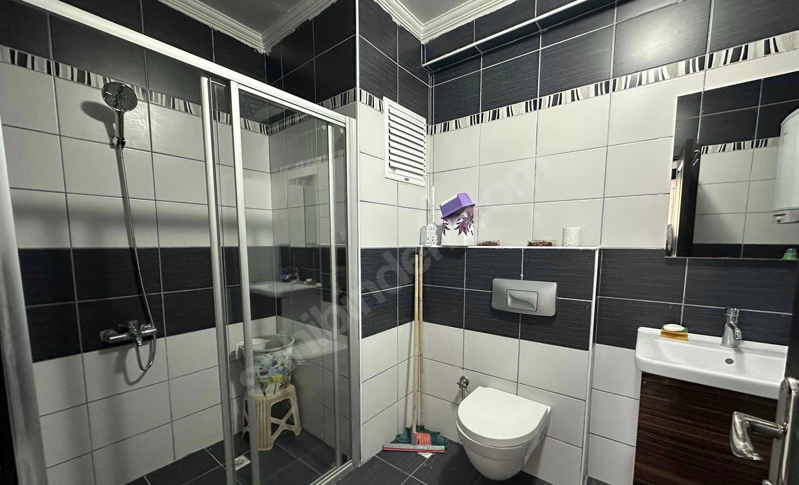 Mersin Erdemli Tırtar Mahallesi 3+1 140 m² Klima Satılık Daire