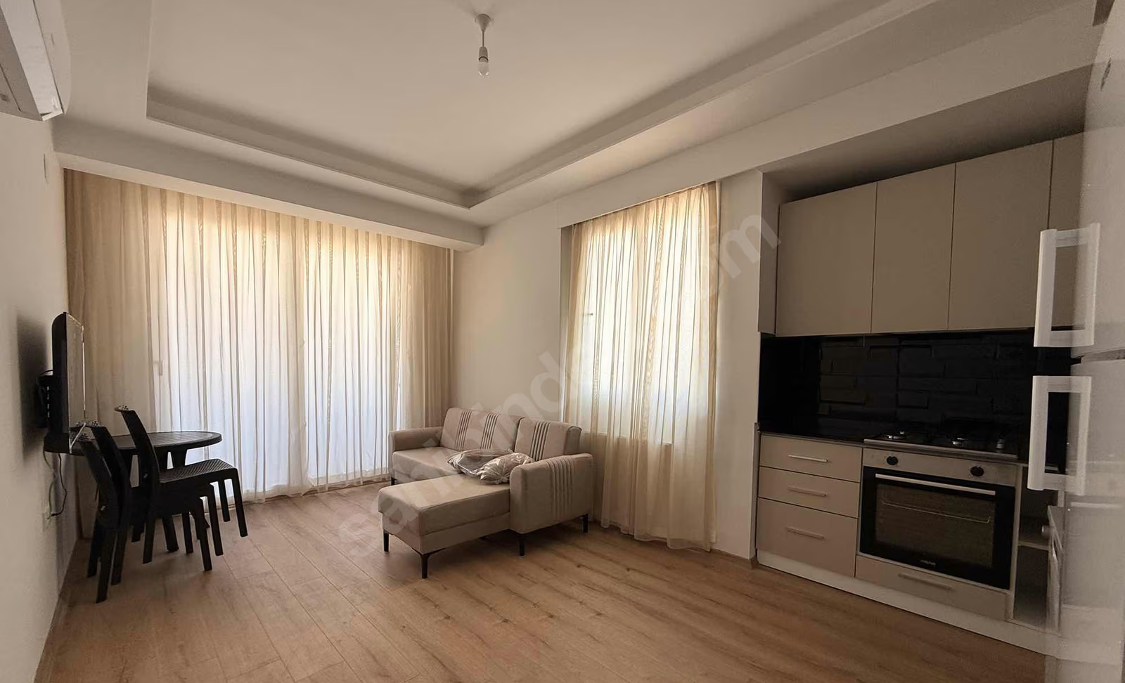 Mersin Erdemli Tömük Mahallesi 1+1 55 m² Klima Kiralık Daire 10 Mersin Erdemli Tömük Mahallesi 1+1 55 m² Klima Kiralık Daire