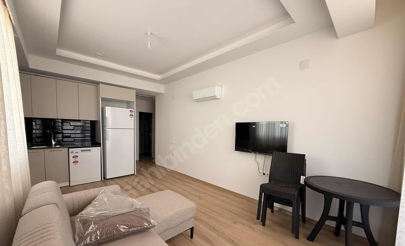 Mersin Erdemli Tömük Mahallesi 1+1 55 m² Klima Kiralık Daire 11 Mersin Erdemli Tömük Mahallesi 1+1 55 m² Klima Kiralık Daire