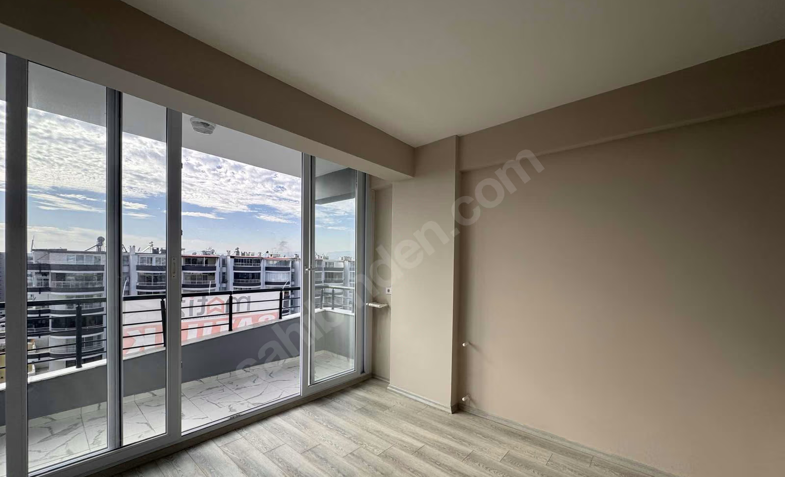Mersin Erdemli Tömük Mahallesi 1+1 60 m² Klima Satılık Daire