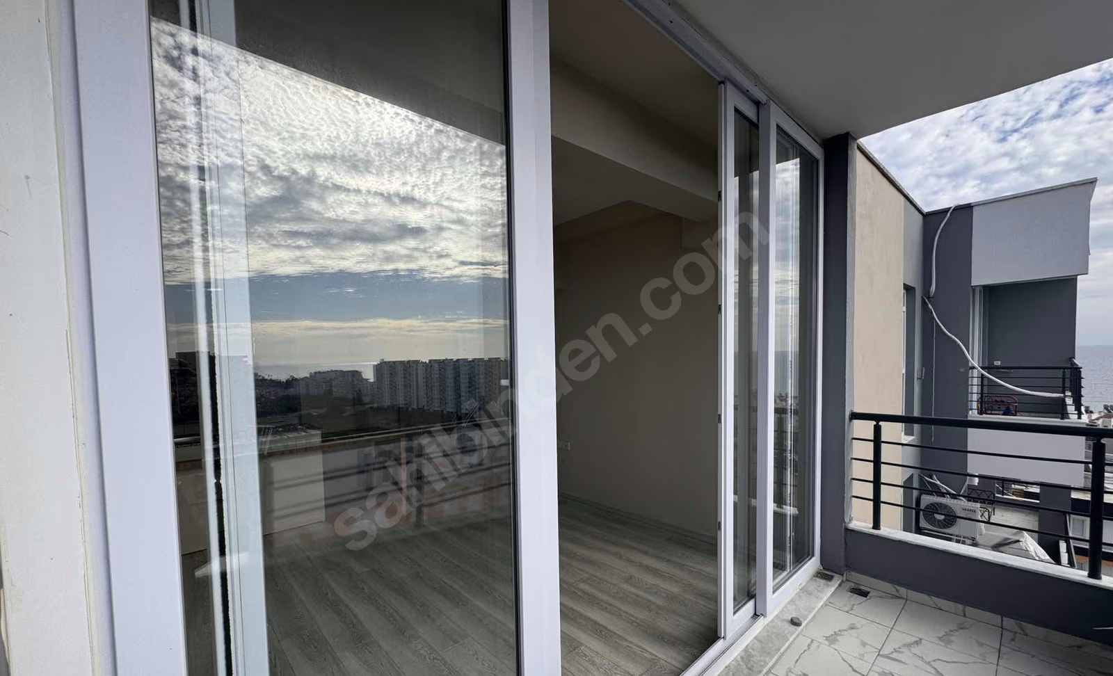 Mersin Erdemli Tömük Mahallesi 1+1 60 m² Klima Satılık Daire