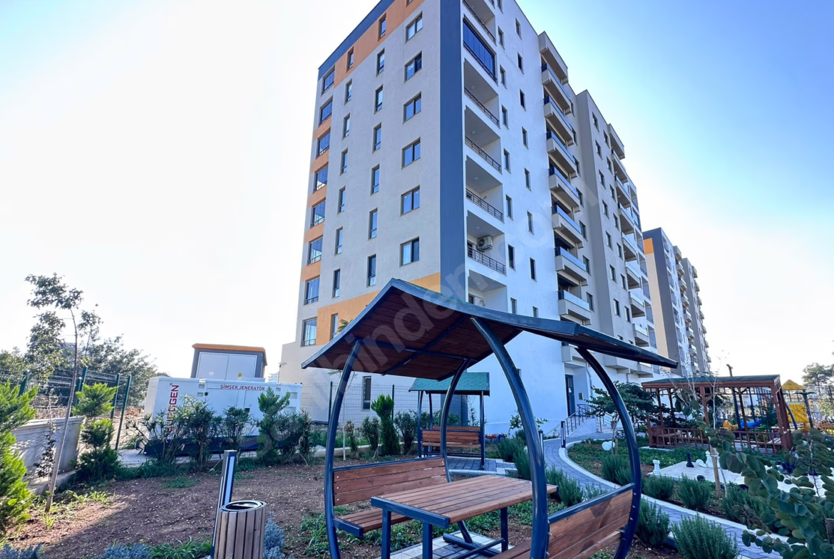 Mersin Erdemli Tömük Mahallesi 1+1 65 m² Klima Kiralık Daire
