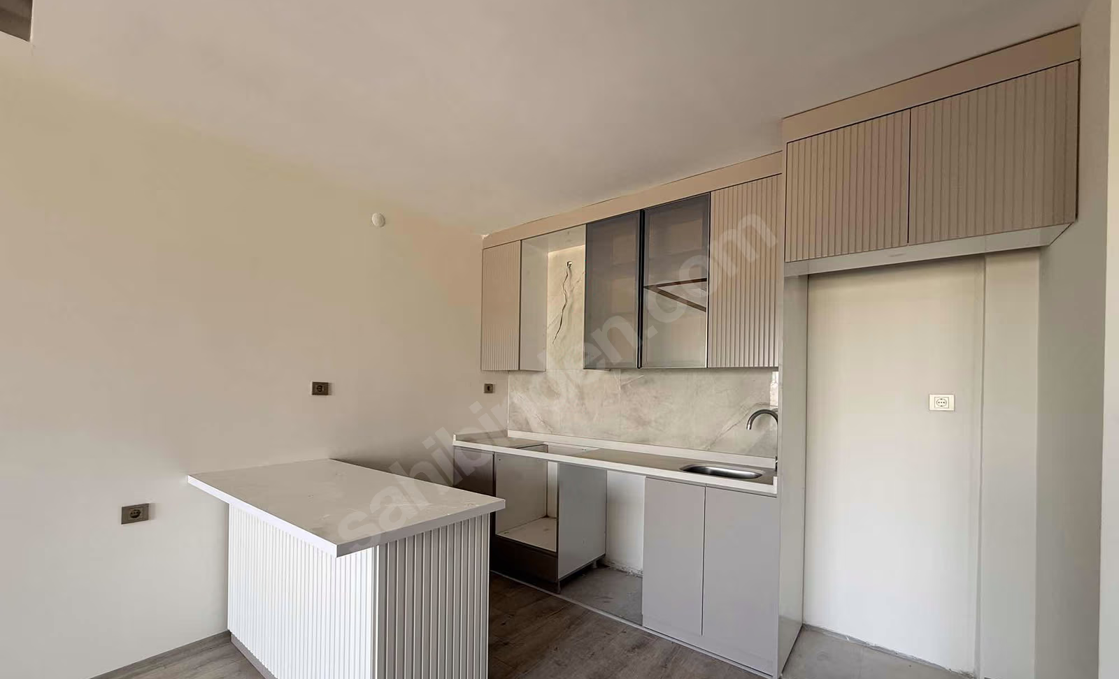 Mersin Erdemli Tömük Mahallesi 1+1 70 m² Klima Satılık Daire 12 Mersin Erdemli Tömük Mahallesi 1+1 70 m² Klima Satılık Daire
