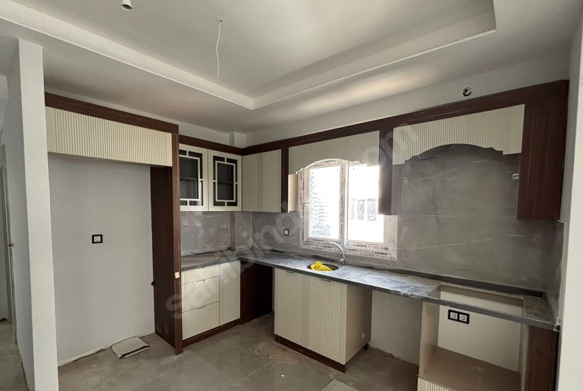 Mersin Erdemli Tömük Mahallesi 2+1 110 m² Doğalgaz Kombili Satılık Daire
