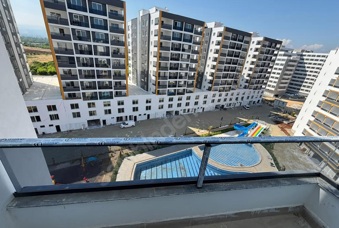 Mersin Erdemli Tömük Mahallesi 2+1 110 m² Doğalgaz Kombili Satılık Daire