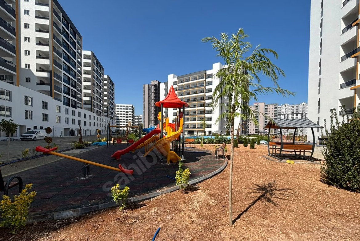 Mersin Erdemli Tömük Mahallesi 2+1 110 m² Doğalgaz Kombili Satılık Daire