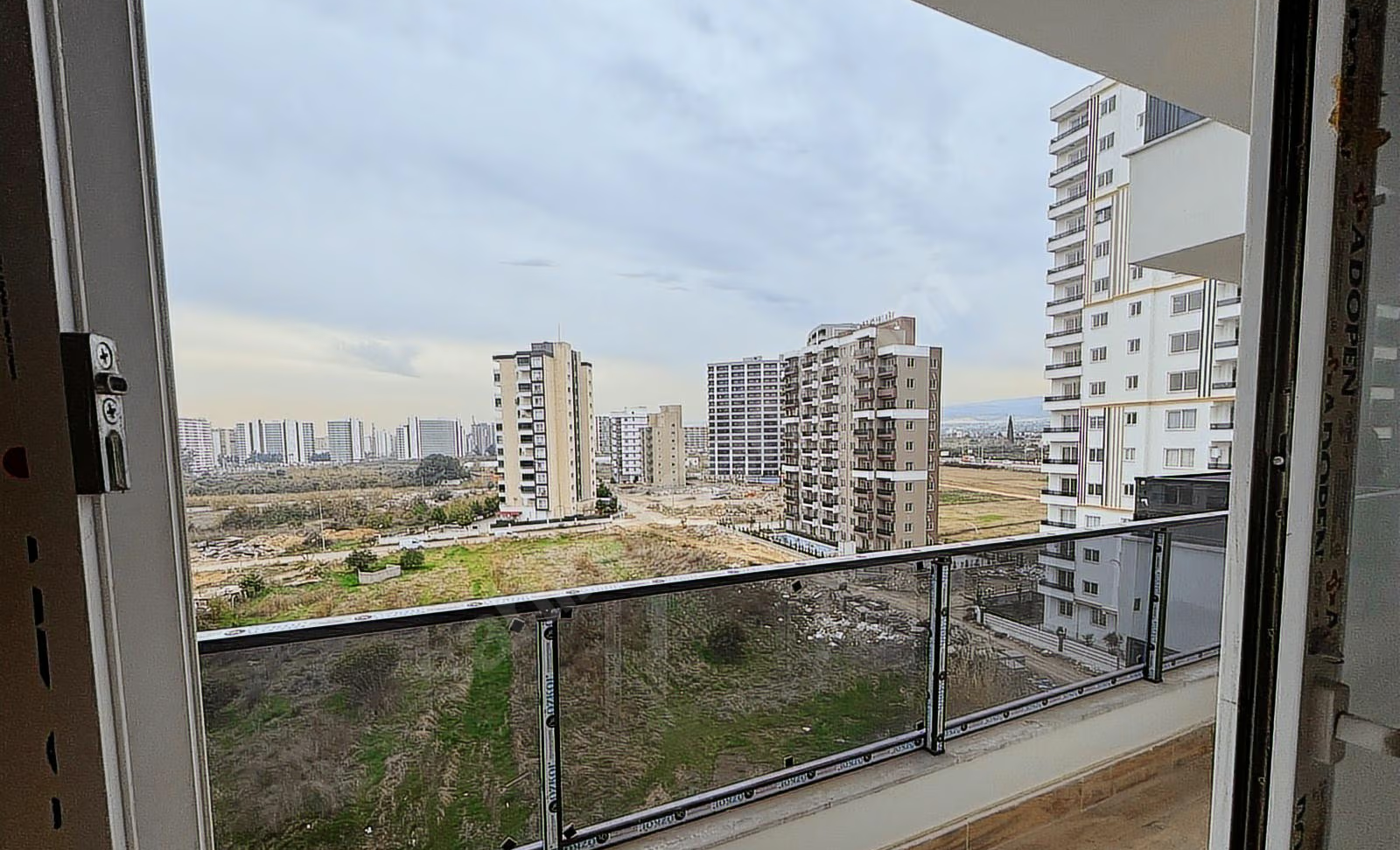 Mersin Erdemli Tömük Mahallesi 2+1 110 m² Klima Satılık Daire
