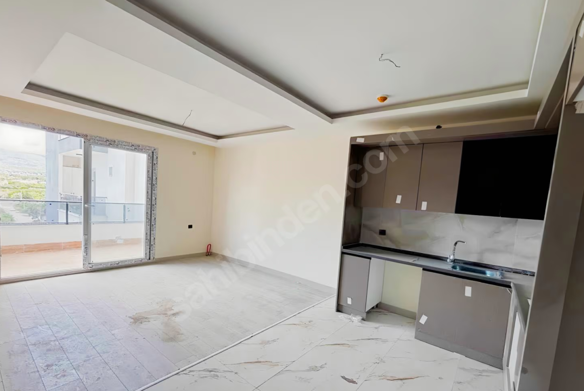Mersin Erdemli Tömük Mahallesi 2+1 95 m² Klima Satılık Daire