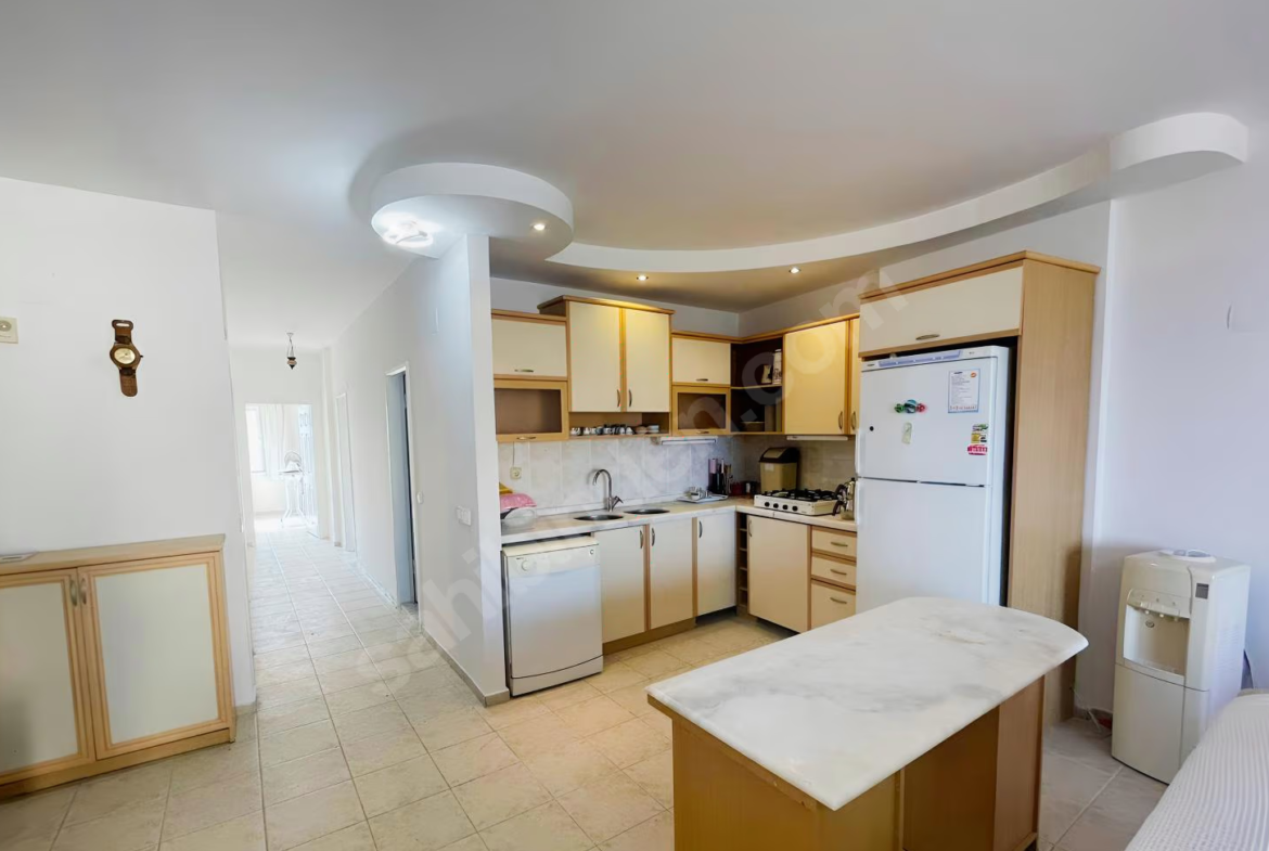 Mersin Erdemli Tömük Mahallesi 3+1 180 m² Klima Satılık Daire