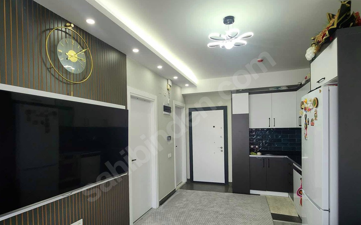 Mersin Mezitli 75. Yıl Mahallesi 1+1 55 m² Doğalgaz Kombili Satılık Daire