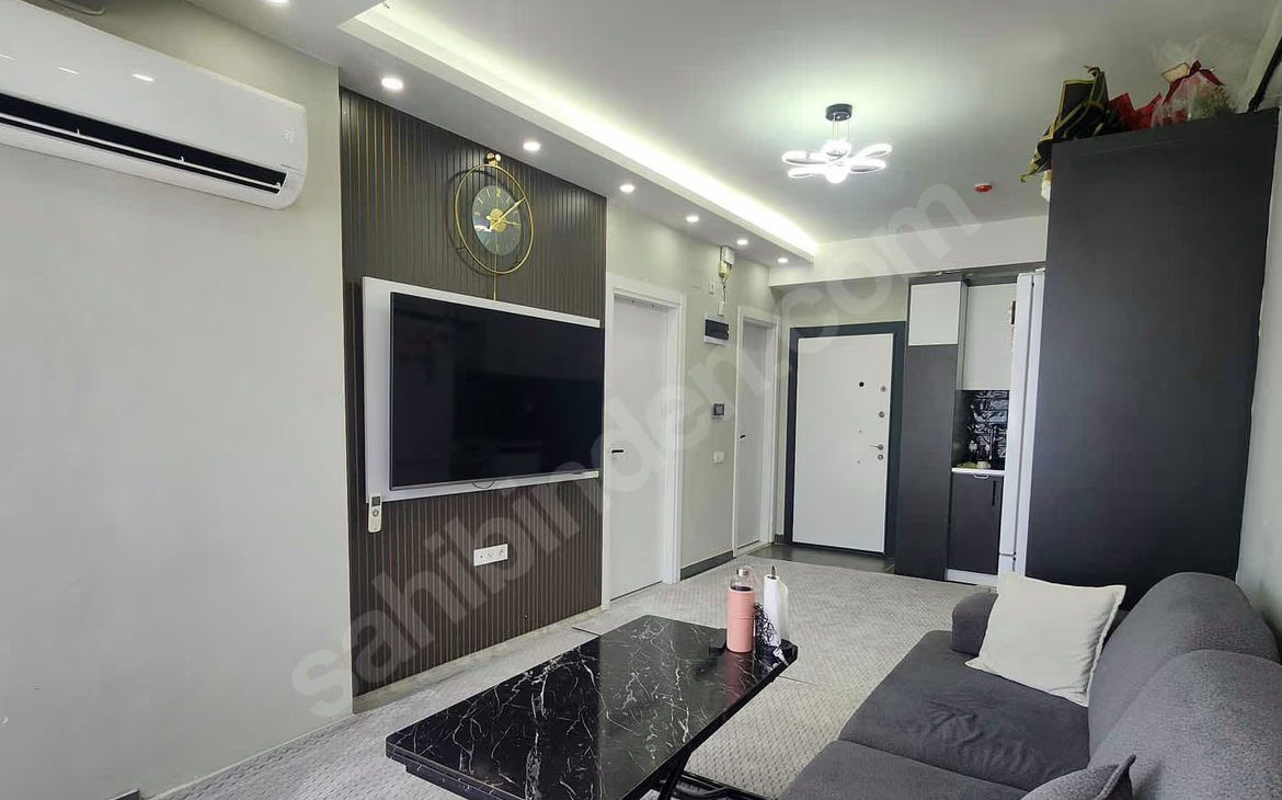 Mersin Mezitli 75. Yıl Mahallesi 1+1 55 m² Doğalgaz Kombili Satılık Daire