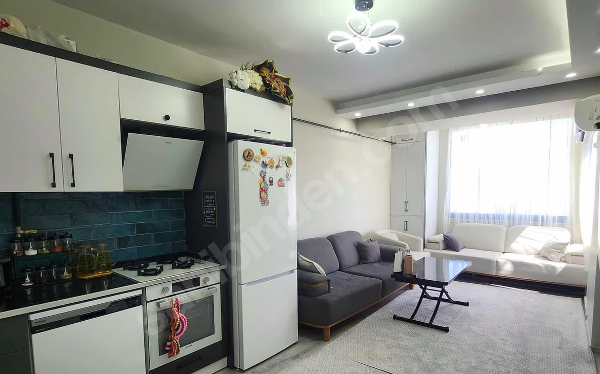 Mersin Mezitli 75. Yıl Mahallesi 1+1 55 m² Doğalgaz Kombili Satılık Daire