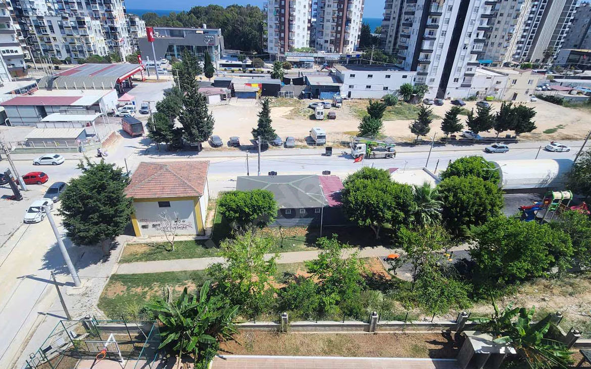 Mersin Mezitli 75. Yıl Mahallesi 1+1 55 m² Doğalgaz Kombili Satılık Daire