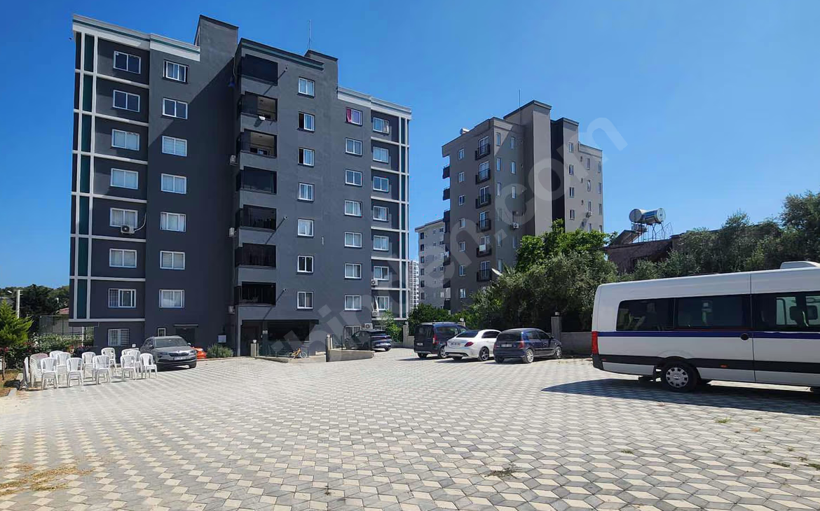 Mersin Mezitli 75. Yıl Mahallesi 1+1 55 m² Doğalgaz Kombili Satılık Daire