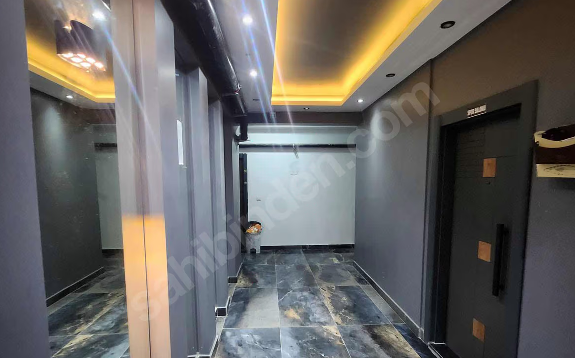 Mersin Mezitli 75. Yıl Mahallesi 1+1 55 m² Doğalgaz Kombili Satılık Daire