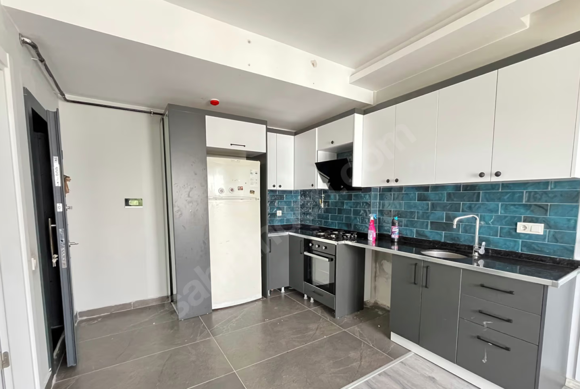 Mersin Mezitli 75. Yıl Mahallesi 1+1 55 m² Klima Satılık Daire