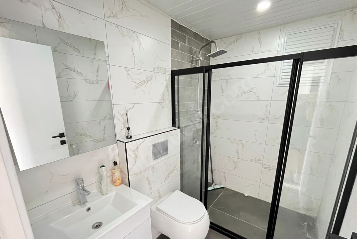 Mersin Mezitli 75. Yıl Mahallesi 1+1 55 m² Klima Satılık Daire