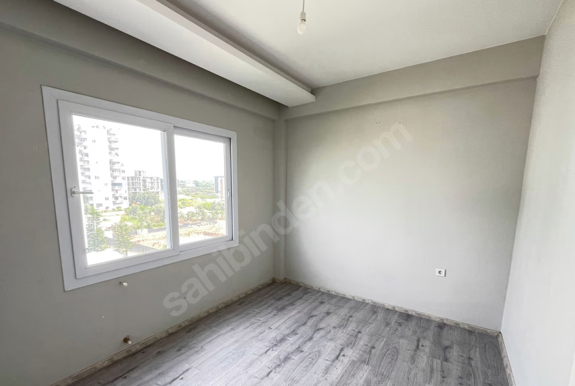 Mersin Mezitli 75. Yıl Mahallesi 1+1 55 m² Klima Satılık Daire