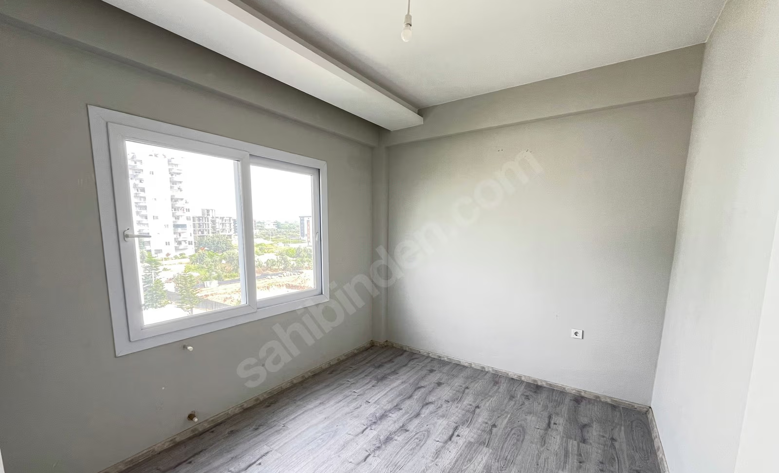 Mersin Mezitli 75. Yıl Mahallesi 1+1 55 m² Klima Satılık Daire