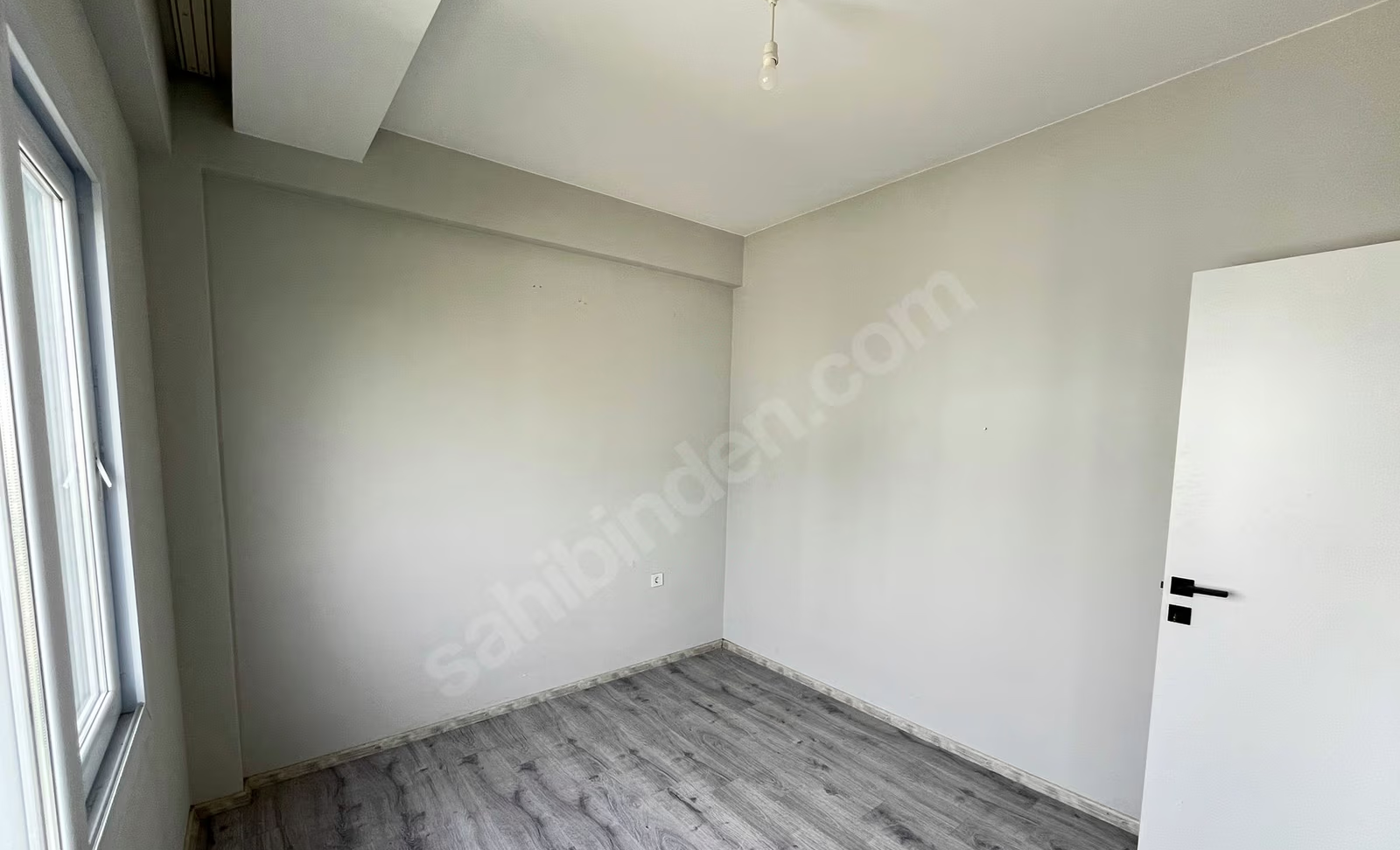 Mersin Mezitli 75. Yıl Mahallesi 1+1 55 m² Klima Satılık Daire