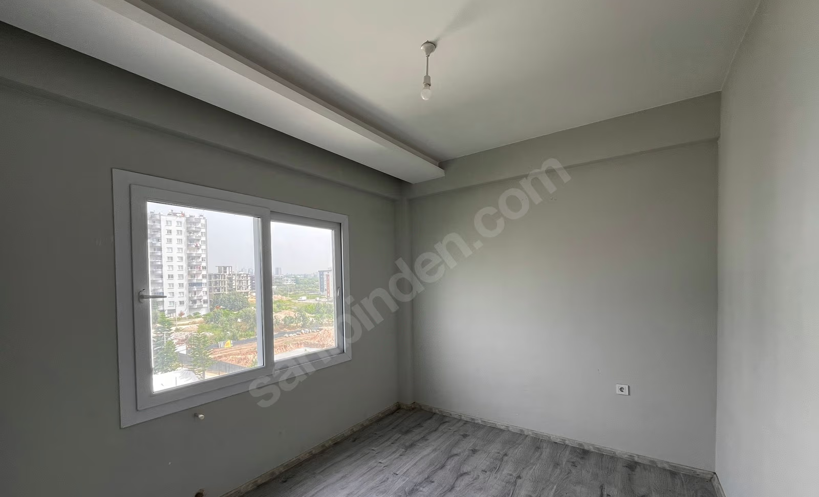 Mersin Mezitli 75. Yıl Mahallesi 1+1 55 m² Klima Satılık Daire