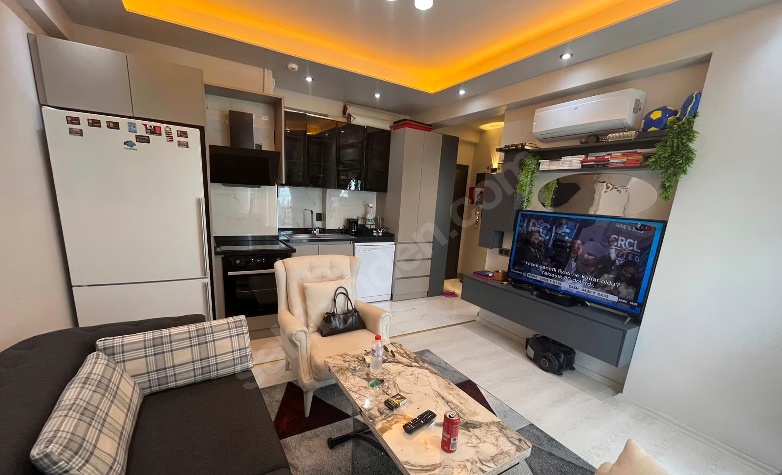 Mersin Mezitli 75. Yıl Mahallesi 1+1 60 m² Klima Satılık Daire