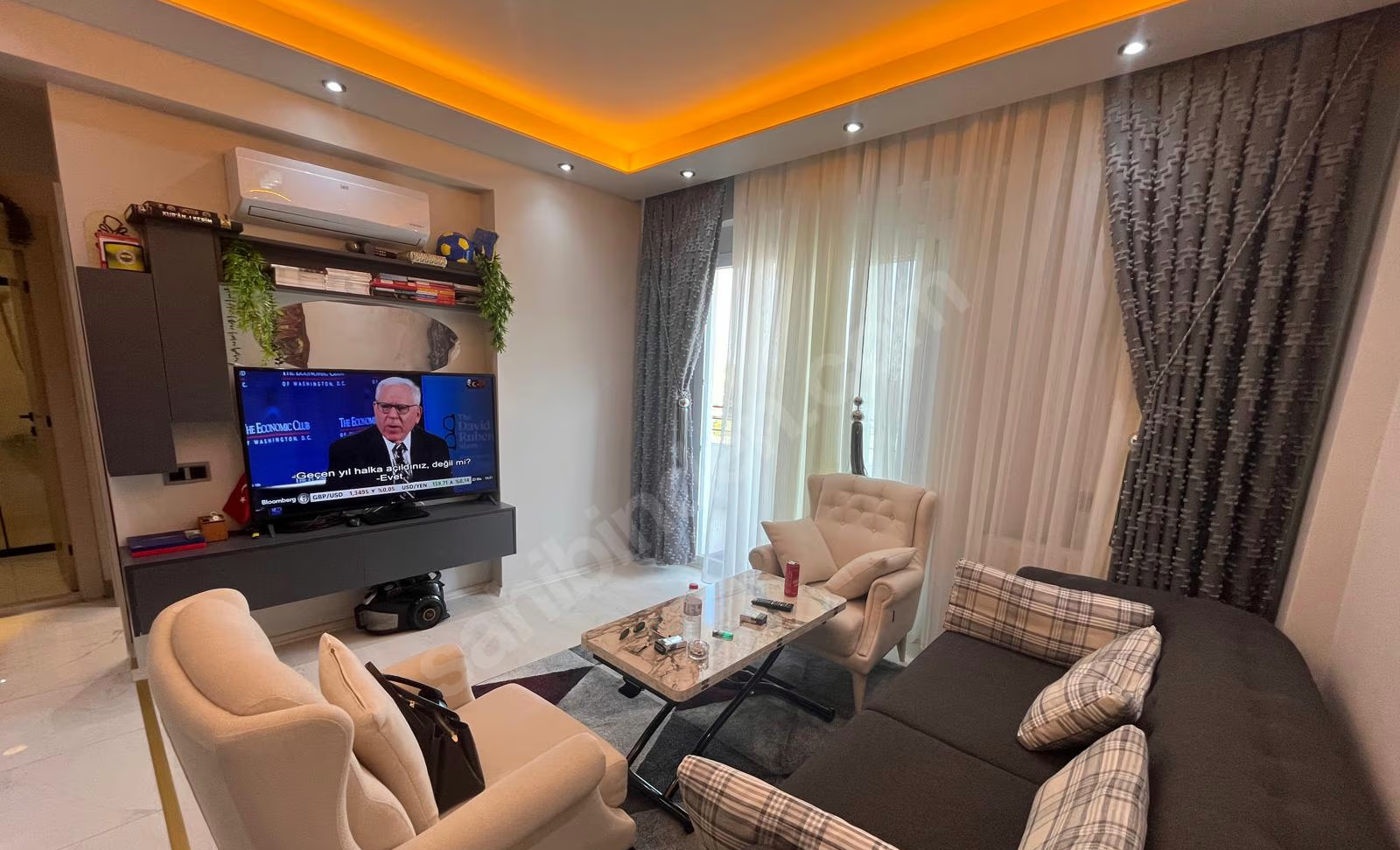 Mersin Mezitli 75. Yıl Mahallesi 1+1 60 m² Klima Satılık Daire