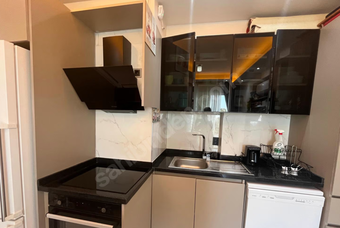Mersin Mezitli 75. Yıl Mahallesi 1+1 60 m² Klima Satılık Daire
