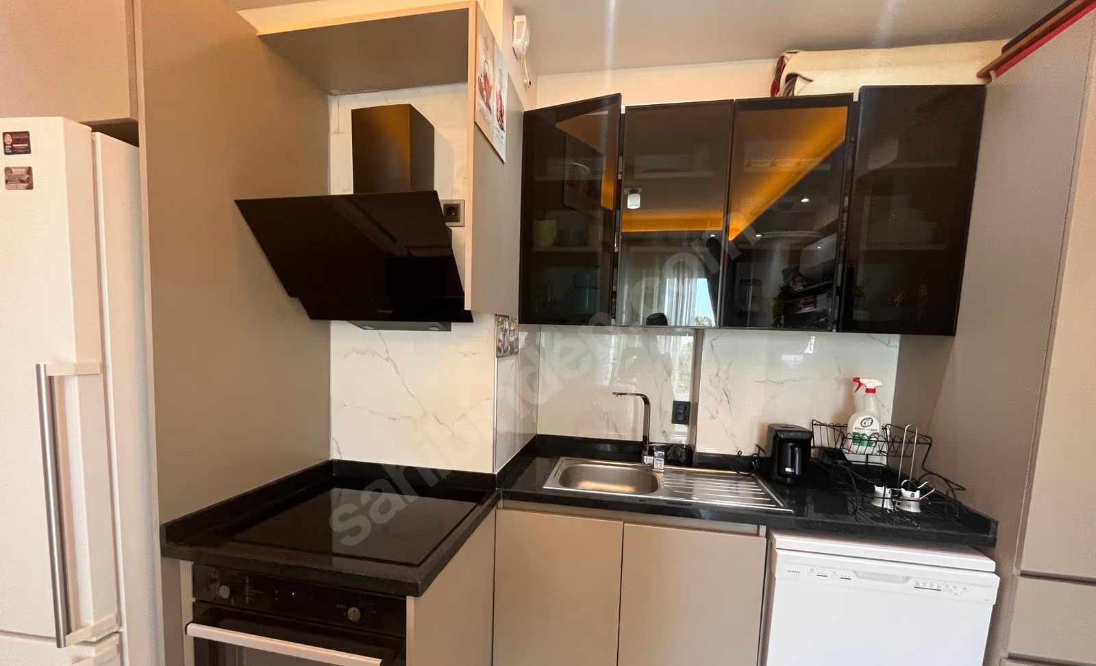 Mersin Mezitli 75. Yıl Mahallesi 1+1 60 m² Klima Satılık Daire