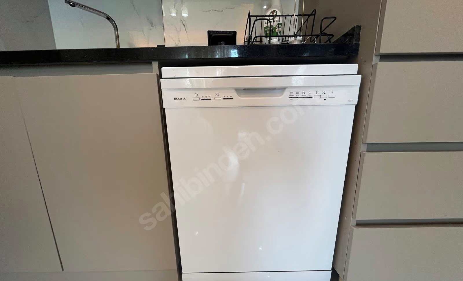 Mersin Mezitli 75. Yıl Mahallesi 1+1 60 m² Klima Satılık Daire